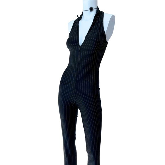 Moda Int’l Y2K Pinstripe Black Halter Jumpsuit Zip Front (Small/Medium) - Picture 7 of 9